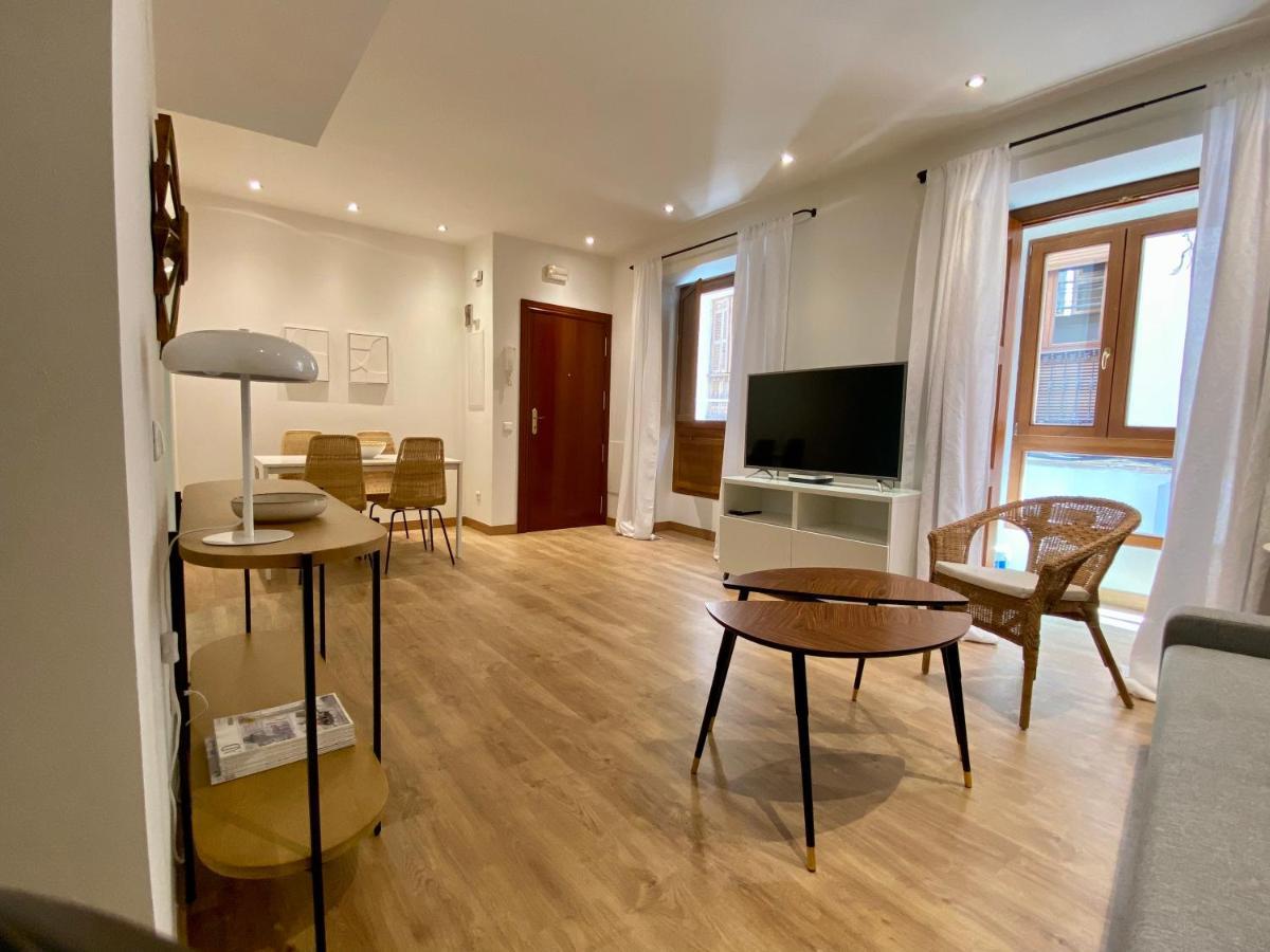 Apartamento Malaga-Centro Apartment Bagian luar foto
