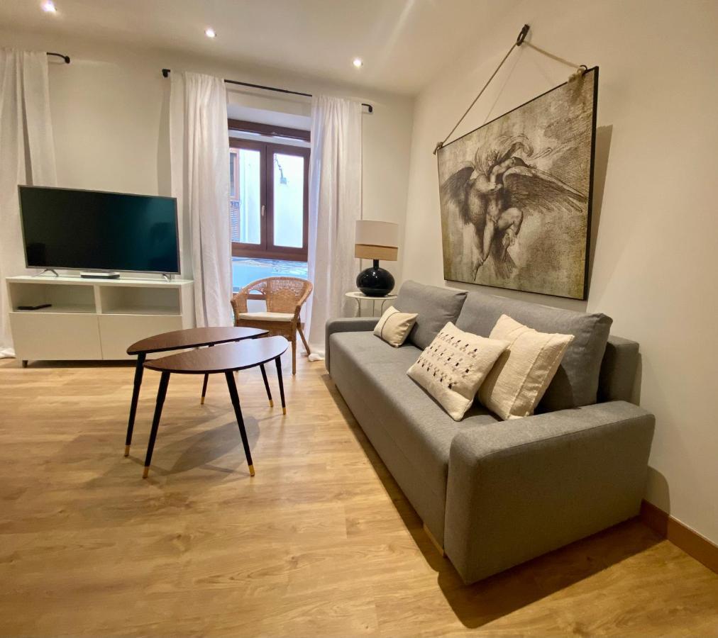 Apartamento Malaga-Centro Apartment Bagian luar foto